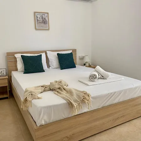 Well-located In Town, Near The Port & - No 14 *