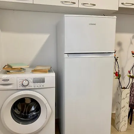 Well-located In Town, Near The Port & - No 14 İstanköy