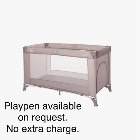 Daire Well-located In Town, Near The Port & - No 14